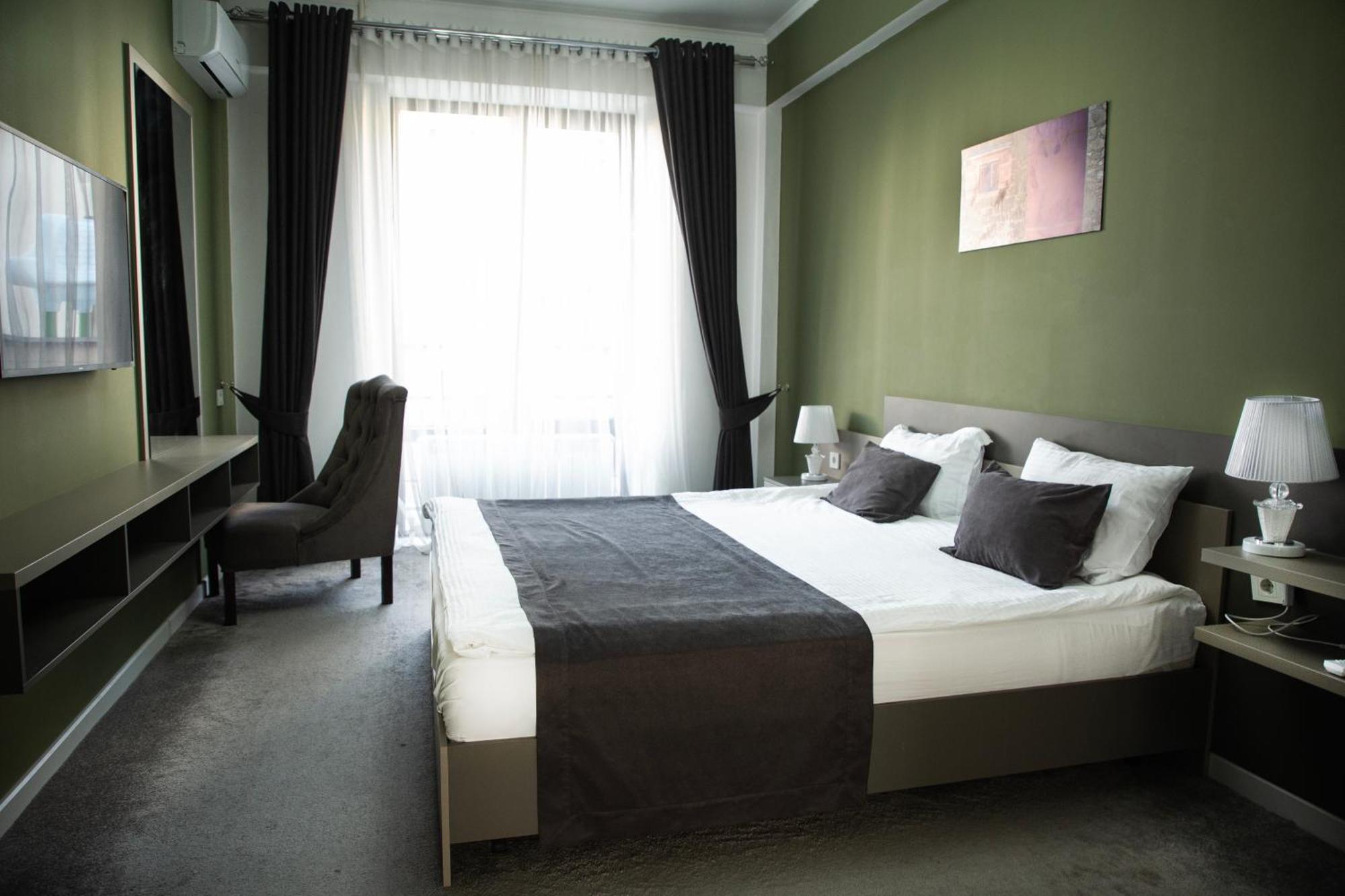 Casablanca Apart Hotel Bishkek Exterior photo
